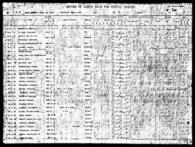 NYT715_703-0227.jpg